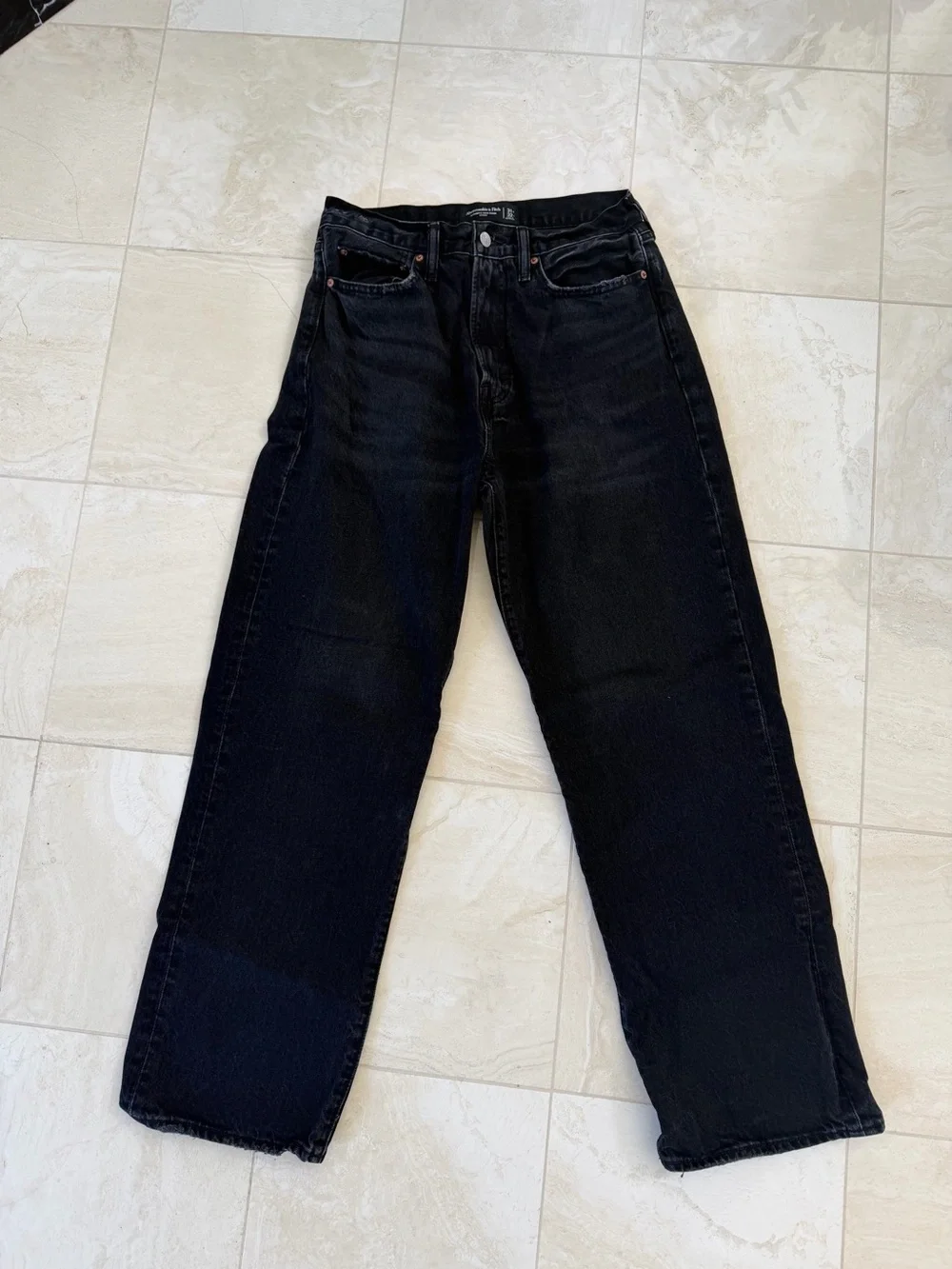 Abercrombie & Fitch Authentic Rigid Baggy Jeans, Size 31